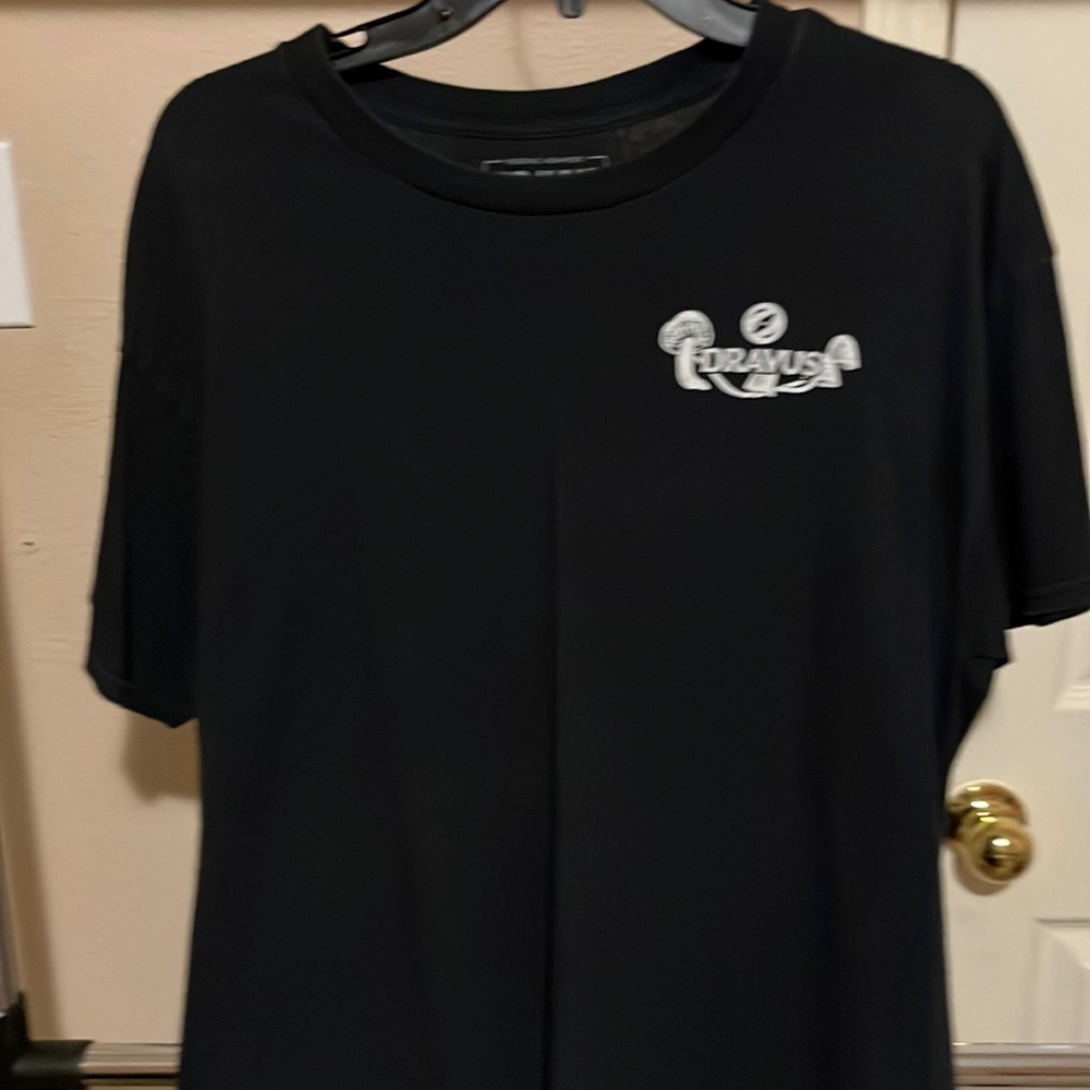 Black large Darvus tshirt